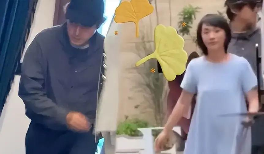 11月明星热点,_明星隐私权保护_公共场合拍摄界限